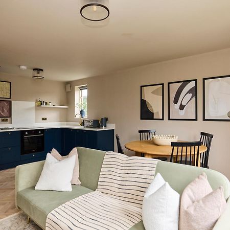 The Twickenham Wonder - Lovely 1Bdr Flat With Parking Εξωτερικό φωτογραφία